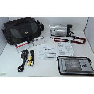 JVC Compact VHS Camcorder VHS-C GR-AXM17U w/ Tape Adapter Case Power & RCA Cords